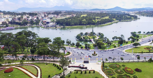 Lâm[-]Đồng[-]đề[-]xuất[-]loại[-]bỏ[-]Dự[-]án[-]Khu[-]công[-]nghiệp[-]–[-]nông[-]nghiệp[-]hơn[-]300[-]ha